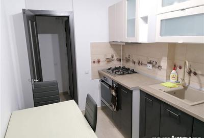 Apartament cu 2 camere decomandat în Alexandru Obregia