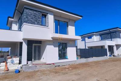 Casă individuală cu 5 camere cu Canalizare în Corbeanca