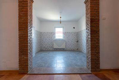 Apartament cu 3 camere decomandat în Traian - 6