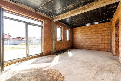 REZERVAT! Casa la rosu cu teren de 752 mp, Mandruloc. Arad - 9