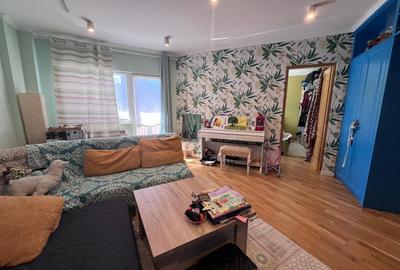 Apartament cu 4 camere decomandat în Central - 2