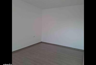 Casă cu 2 camere cu Teren 240 Mp în Central - 4