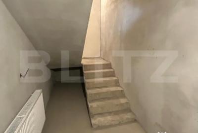 Casă cu 7 camere cu Teren 600 Mp în Micro 6 - 12