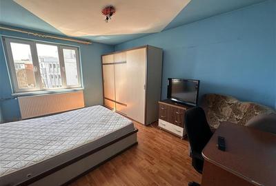 Apartament cu 2 camere decomandat, mobilat în Circumvalațiunii - 3