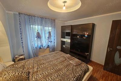Apartament cu 2 camere semidecomandat în Central - 1