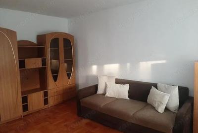 Inchiriez ap.o camera in Zona Lipovei, et.3, suprafata utila de 28 mp. - 1