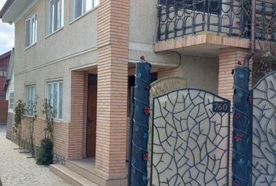 Casă cu 4 camere în Central - 8