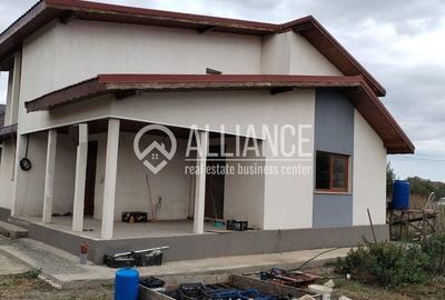 Casă individuală cu 4 camere cu Canalizare în Lumina - 2