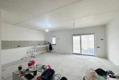 Casă cu 4 camere cu Teren 420 Mp în Bucovăț (Remetea Mare) - 1