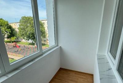 De vanzare apartament cu 3 camere - 10