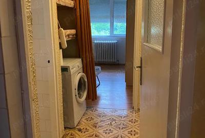 Vand apartament cu doua camere - 1