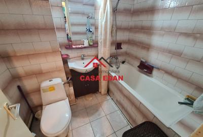 Ap 2 cam in Campina--49.900e - 6