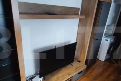 Apartament cu 3 camere semidecomandat în Micro 9 - 5