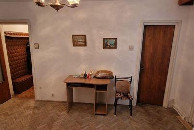 Apartament cu 3 camere semidecomandat în Inel II - 1