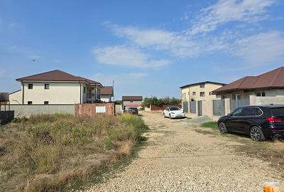 Vand teren in Lazu lot de casa - 10