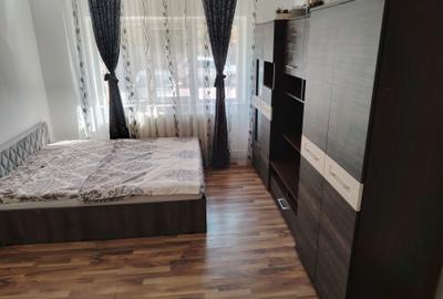 Apartament cu 2 camere decomandat în Ampoi 3