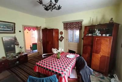 Casă cu 3 camere în Subcetate - 2