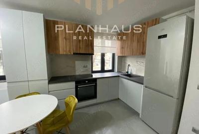 Inchiriere- 3 camere ultracentral ,etaj 1 B-dul Regele Mihai 1 *B-dul Bucuresti - 2