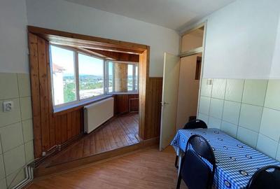 Apartament cu 2 camere decomandat în Central - 3