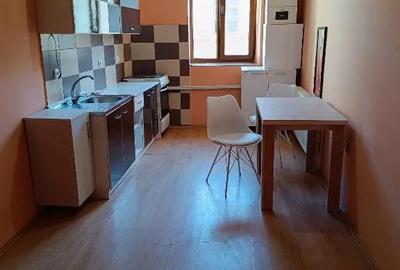 Garsonieră nedecomandată în Central - 11
