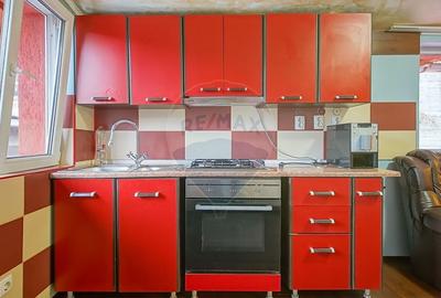 Casă cu 6 camere cu Teren 337 Mp în Central - 22