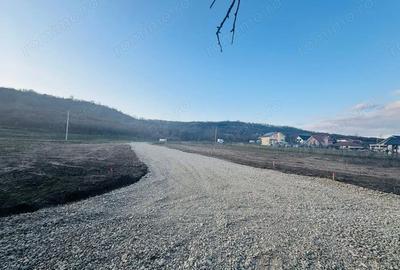 Teren de 658 mp, în Fughiu - 3