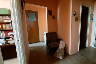 Apartament 3 camere de vânzare – Drumul Taberei, cu centrala termica ! - 13
