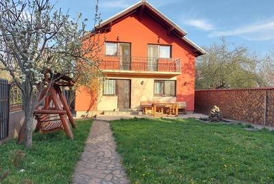 Casă individuală cu 5 camere cu Teren 300 Mp în Bujoreni - 1