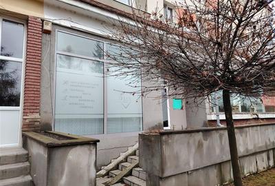 Spatiu comercial (Gheorgheni, Cart. Bucin bl. 18/F) - 2