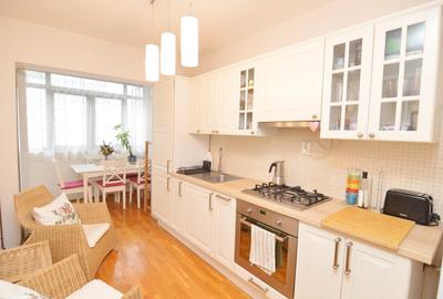 Apartament cu 3 camere decomandat, mobilat în Titulescu - 15