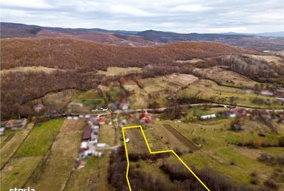 Teren de 7465 mp, în Central - 5