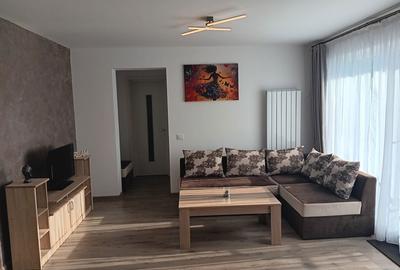 Apartament cu 2 camere semidecomandat în Tractorul - 1