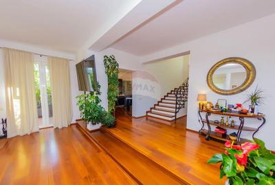 Casa eleganta in zona exclusivista, cu priveli?te d... - 7