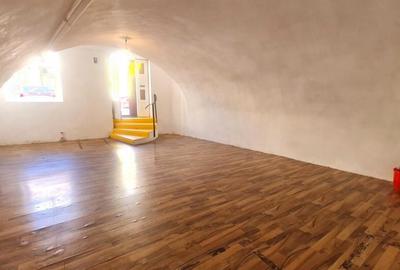 Spațiu comercial, de 40 mp, în Orașul de Jos - 3