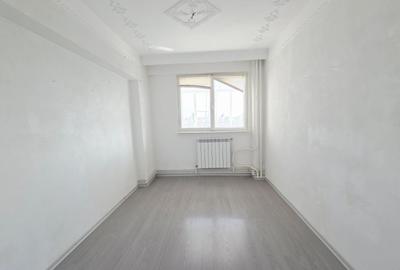 4 camere etaj intermediar 2 grupuri sanitare 90 mp - 5