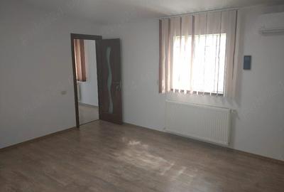 Spațiu comercial, de 54 mp, în Coiciu - 2