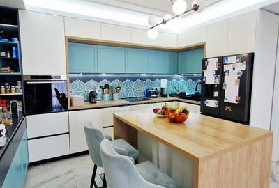 Casă cu 4 camere în Central - 1