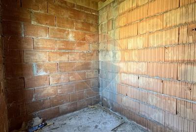 Casa cu 6 camere la rosu, intabulata in Zimandu Nou de vanzare - 11