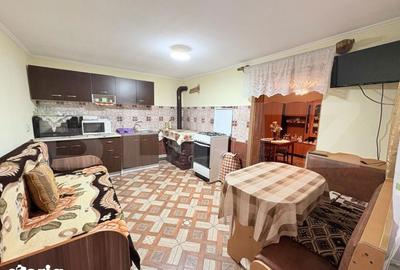 Casă cu 3 camere cu Teren 2434 Mp în Lazuri - 13