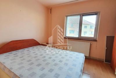Apartament cu 3 camere decomandat, mobilat în Freidorf - 2