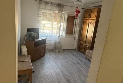 Garsonieră decomandată în Ampoi 1 - 13