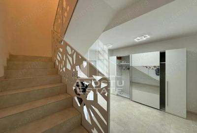 Casă cu 5 camere cu Canalizare în Dumbrăvița - 2