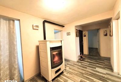 Casă cu 5 camere decomandat cu Teren 500 Mp în Central - 16