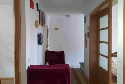 Casa  camere, zona Bulevard Vasile Milea - 18