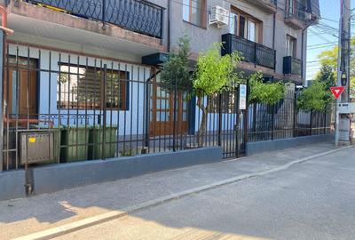 Spațiu comercial, de 140 mp, în Apărătorii Patriei - 6