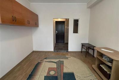 Garsonieră decomandată în Podu Roș - 7