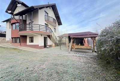 Casă individuală cu 7 camere cu Teren 500 Mp în Șelimbăr - 1