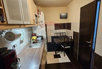 Apartament 3 camere decomandat- mobilat/utilat + boxa sub... Apartament 3 camere decomandat- mobilat/utilat + boxa sub... - 4