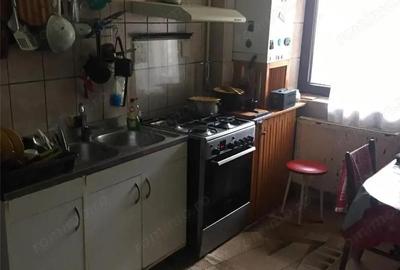 Casă cu 5 camere cu Teren 422 Mp în Zamora - 4