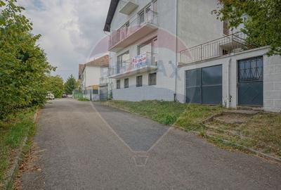 Apartament cu 3 camere in casa, curte proprie si garaj - 26